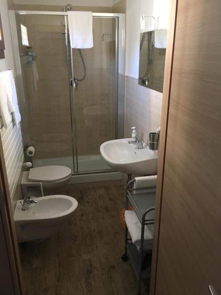Guest House Il Naif Florence Ngoại thất bức ảnh